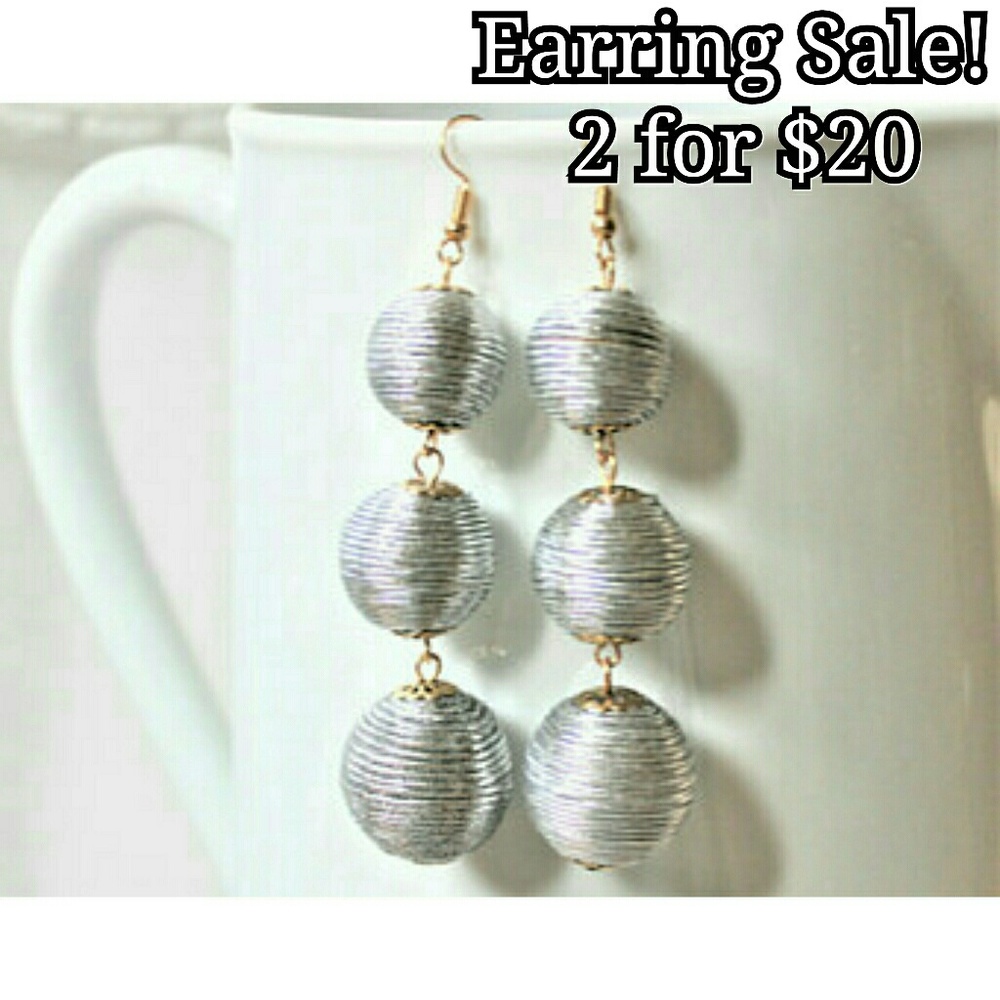 🚨2 for $20🚨Beautiful Silver Bon Bon Earrings